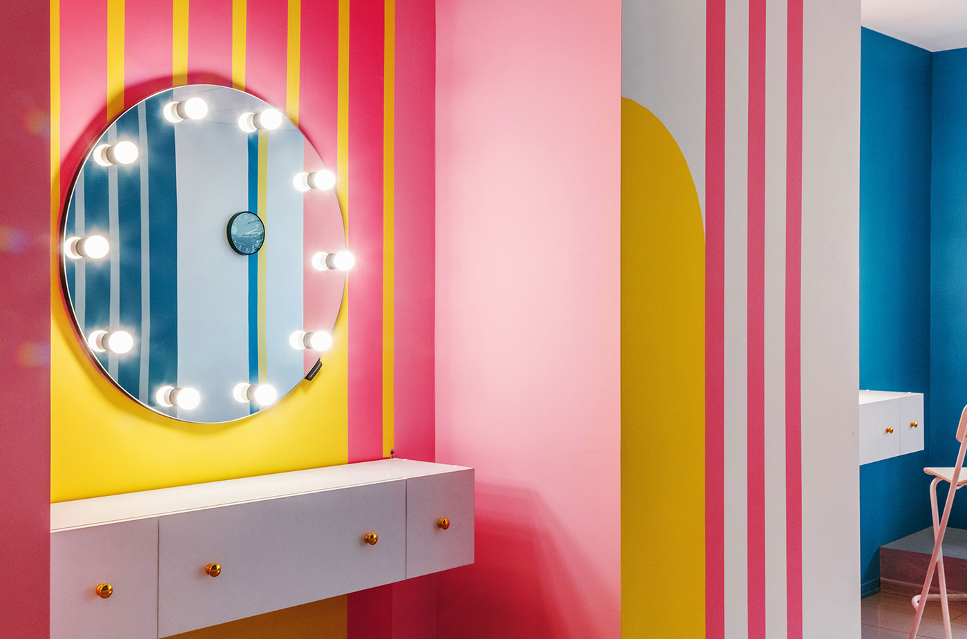 時尚美容工作室品牌商業(yè)空間設(shè)計 美容空間設(shè)計,商業(yè)空間設(shè)計,深圳空間設(shè)計,左右格局